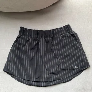 Alo Yoga Pinstripe Daylight Mini Skirt Black/Titanium XXS thumbnail 2