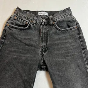Zara Mid Rise Straight Leg Jeans Size 2 Casual Y2K Cotton Grunge 90s 2000s thumbnail 3