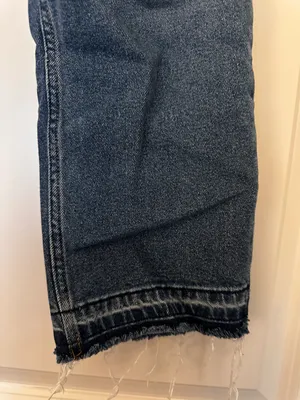 Abercrombie Jeans Ultra High-Rise Straight thumbnail 2