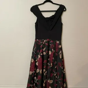 Anthropologie Hutch Black Red Floral Cowl Neck Knee Length Dress Womens 6 Formal thumbnail 3