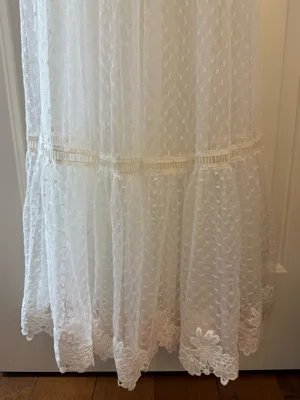 NWT Victoria’s Secret Sheer Lace Maxi Slip thumbnail 3