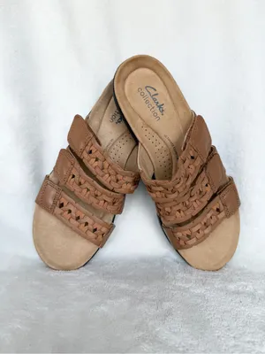 NWOT Clarks Collection Women’s Brown Woven Adjustable Comfort Sandals Size 7 M thumbnail 8