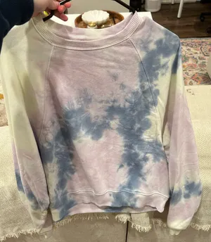 American Eagle Sweatshirt thumbnail 1