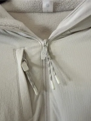 Lululemon Fleece Ripstop Hiking Pullover
Bone Quarter Zip Stretch Fleece thumbnail 4