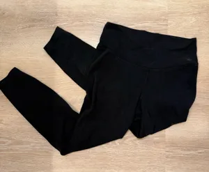 Old Navy Powerchill Leggings Extra High-Rise thumbnail 1