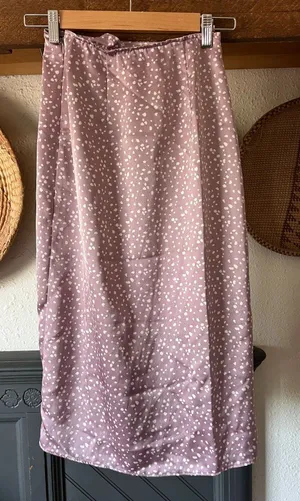 Abercrombie & Fitch satin midi skirt w/slit mauve/white ditsy dot xxs thumbnail 1
