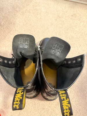 Dr. Martens Boots Black Women’s thumbnail 4