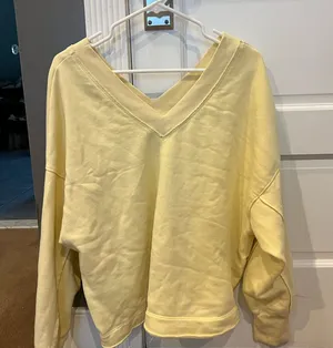 Kohl's Butter yellow long sleeve thumbnail 1