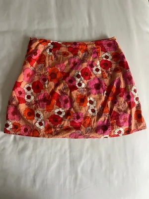 Urban Outfitters floral mini skirt thumbnail 3