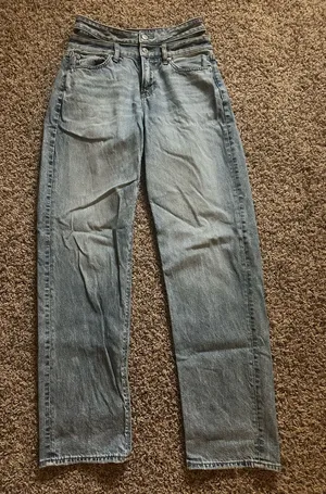 American Eagle Jeans thumbnail 1