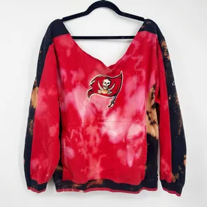 Reebok Tampa Bay Buccaneers Bleach Splatter Sweatshirt Size Large Off The Shoulder thumbnail 1