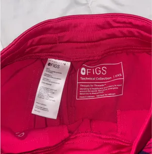 Pink FIGS Scrub Pants thumbnail 3
