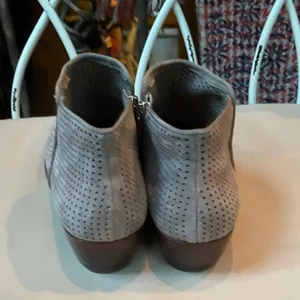Sam Edelman‎ Perforated Bootie Taupe Size 7.5 thumbnail 4