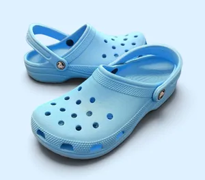 Crocs clogs perforated lightweight blue, unisex, size 7 Women's/ size 5 Men's thumbnail 1