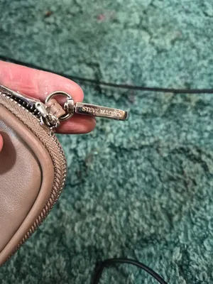 Steve Madden Earbud Case Keychain thumbnail 5