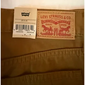 Levis Pants Womens Size 29 Brown Mid Rise Straight Twill Cotton 5 Pocket NWT thumbnail 12