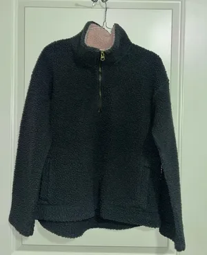 Old Navy Black Teddy Pull Over thumbnail 1