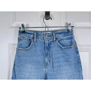 Abercrombie & Fitch Ankle Straight Ultra High Rise Jeans Size 26 Blue Minimalist thumbnail 5