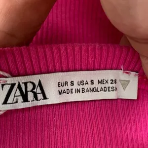 Zara Cami Top Womens Small Hot Pink Ribbed Notched V-Neck Spaghetti Strap‎ NEW thumbnail 4