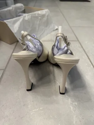 Tony Bianca Sassy Dove Crinkle Slingback Heels thumbnail 4