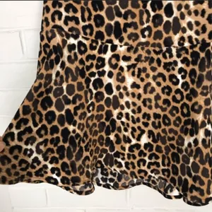 Express NWT Animal Print Peplum Mini Skirt thumbnail 9