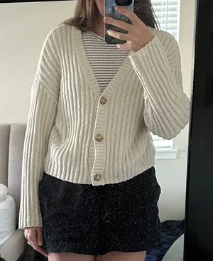 American Eagle knit cardigan thumbnail 1