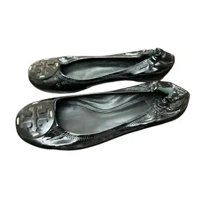 Torry Burch Patent Flat Ballet Black Leather Shoes Size 9Mp thumbnail 2