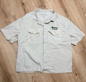 Abercrombie Western Cropped Camp Shirt Cream Cowboy Austin TX Embroidered M thumbnail 1