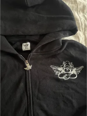 Boys Lie Hoodie Cropped thumbnail 3