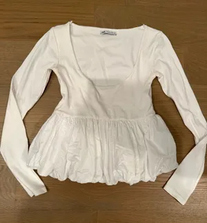 Zara White Long Sleeve balloon Peplum Top thumbnail 1