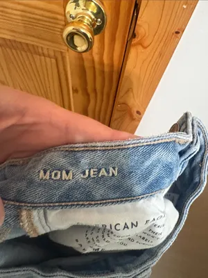 American Eagle Comfort Stretch Waistband Distressed Mom Jeans Size 000 thumbnail 7