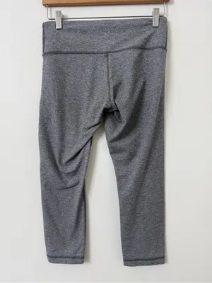 {8} Lululemon Gray Active Capri Crop Leggings thumbnail 3
