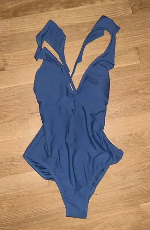 Xhilaration One-peice Bathing Suit thumbnail 1