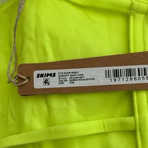 Skims Fits Everybody Strappy Back Cami Green Highlighter Size XXS thumbnail 7