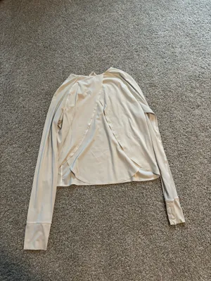 Lululemon Long Sleeve UV thumbnail 3