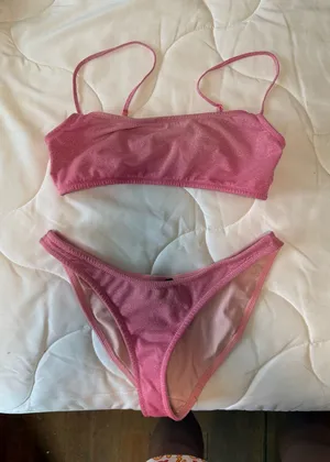 Triangle bikini  thumbnail 1