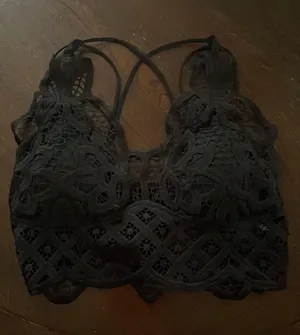 SheIn Black Lace Bralette thumbnail 1