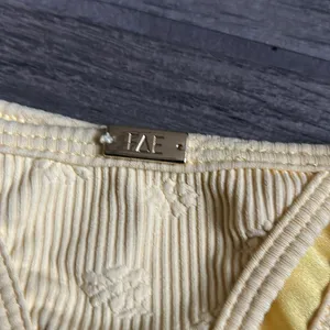 Fae jones bottom in buttercup Yellow Size L thumbnail 5