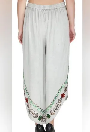 Elegant Embroidered Wide Leg Pants 100%viscose NWOT thumbnail 4