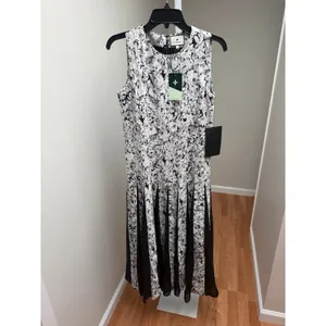 NEW Tuckernuck Gray Gardens Andi Pleated Dress Size 6 thumbnail 2