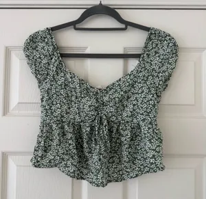 PacSun Cute Floral Top thumbnail 1