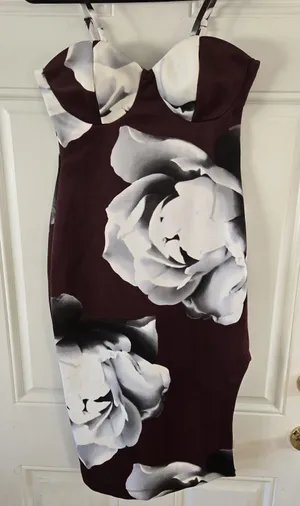 Venus Bodycon Dress Small Burgundy Floral Bustier Midi Stretch Party Cocktail thumbnail 1