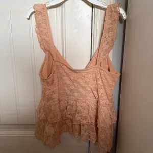 Old Navy Lace Top thumbnail 2