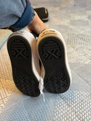 Converse Sneakers thumbnail 3