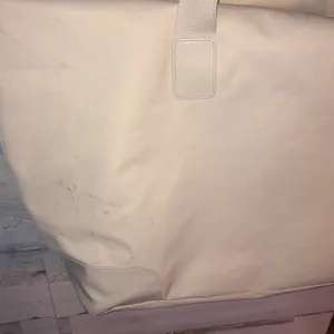Burberry Frangances Overnight Bag large Burberry bag cream tan color pla…​​ thumbnail 13