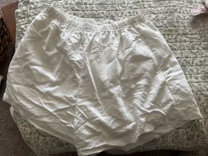Abercrombie white shorts thumbnail 2
