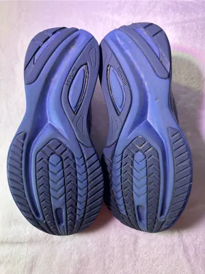 Saucony Women's Pink and Blue Running Shoe - PWRRUN Cushioning thumbnail 11