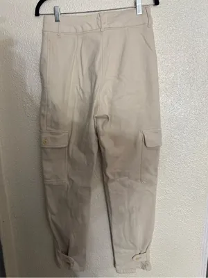 Aritzia Wilfred Free Modern Cargo Pant Cream Straight-Leg Cargo Pants size 4 thumbnail 4