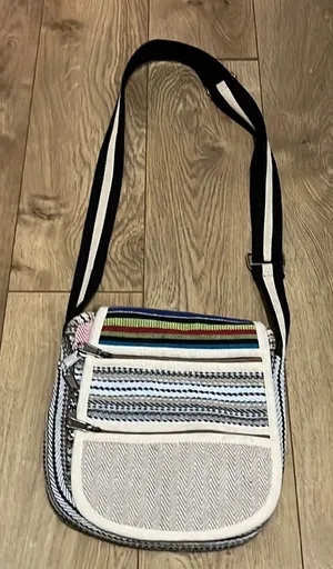 HIMALAYAN NEPAL handmade satchel bag thumbnail 1
