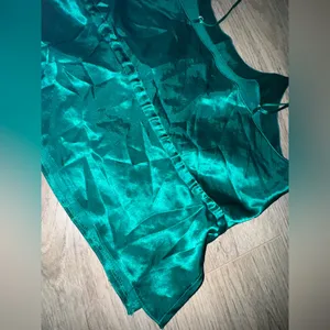 Frederick’s of Hollywood Dark Silky Green tank top M thumbnail 6